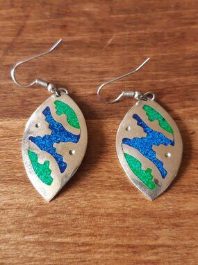 Beautiful!  Vintage Mexican Alpaca Silver and Crushed Stone Inlay Earrings